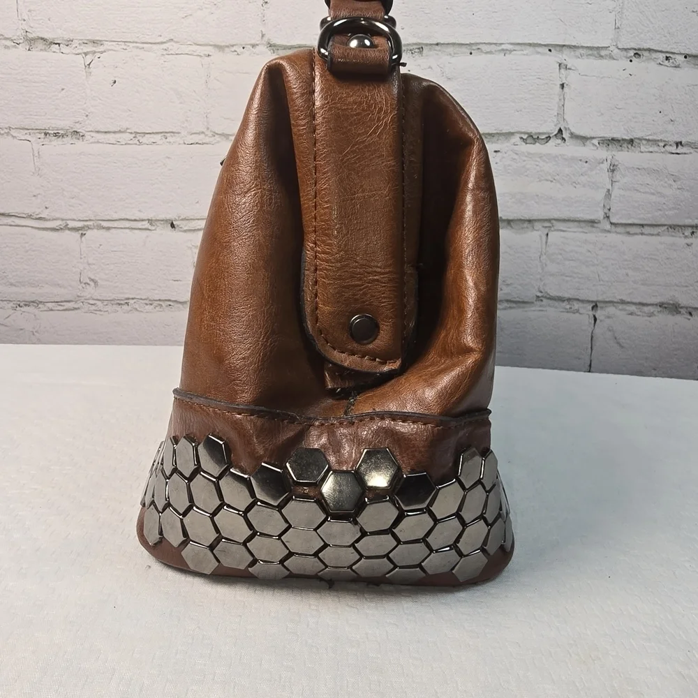 H SAMS VINTAGE BROWN SATCHEL PURSE HANDBAG LEATHER HONEYCOMB METAL DETAIL